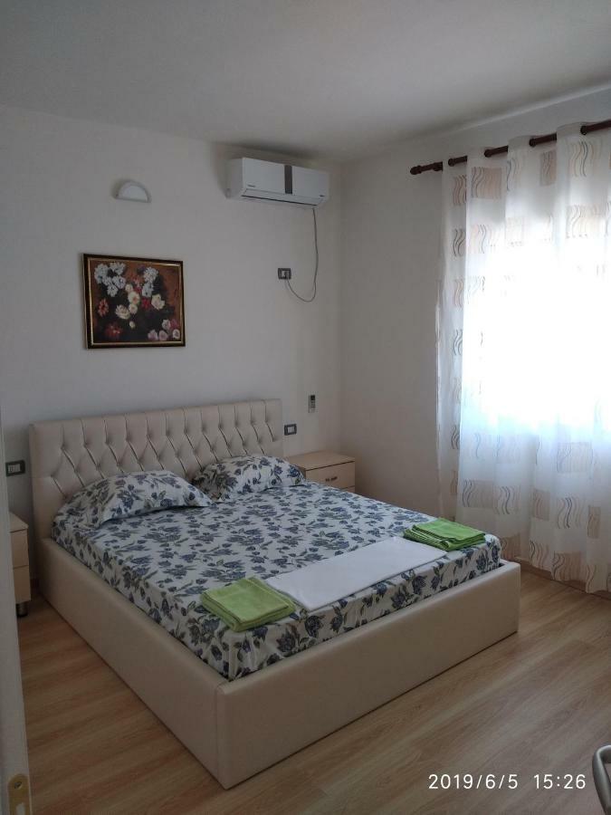 Casa Prifti Guest House Vlore Exterior photo