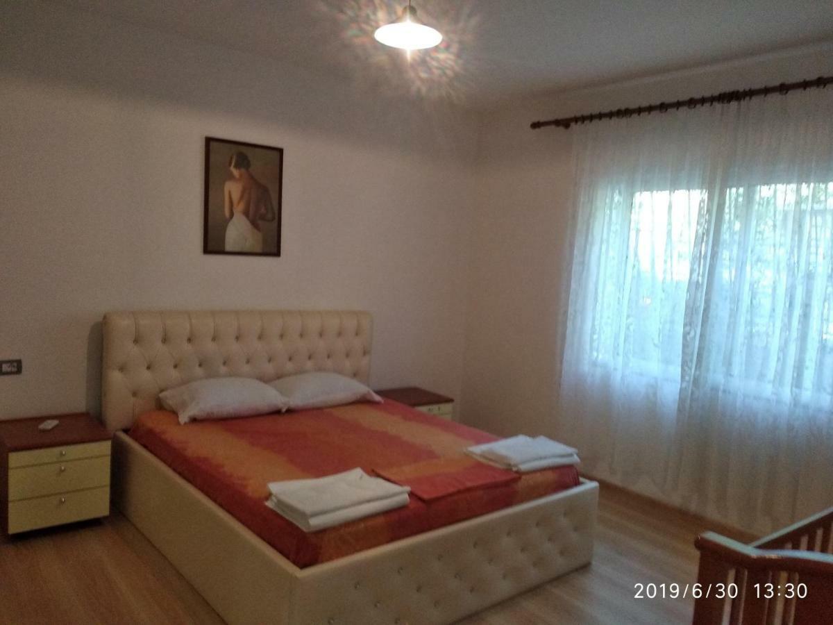Casa Prifti Guest House Vlore Room photo