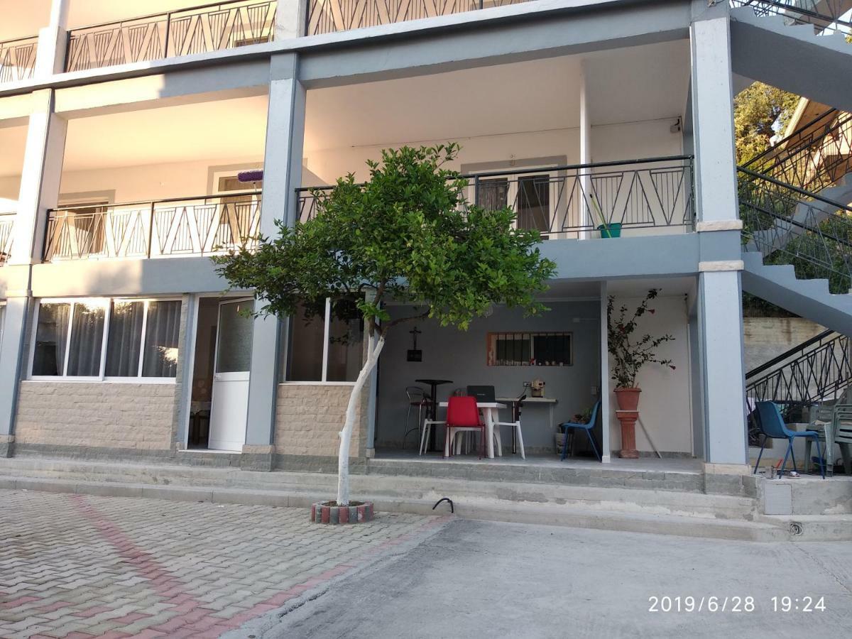 Casa Prifti Guest House Vlore Exterior photo