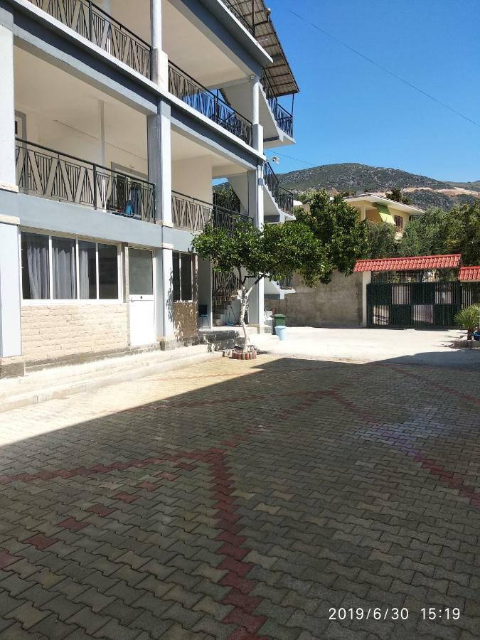 Casa Prifti Guest House Vlore Exterior photo